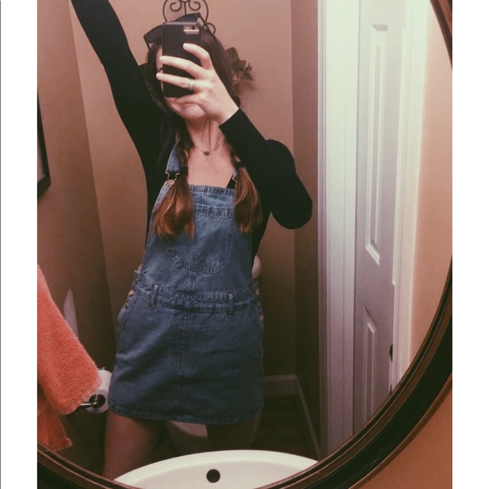 Overall dress